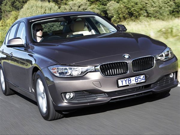 بي إم دبليو 316 موديل 1997 تسجل 450 ألف جنيه بسوق المستعمل