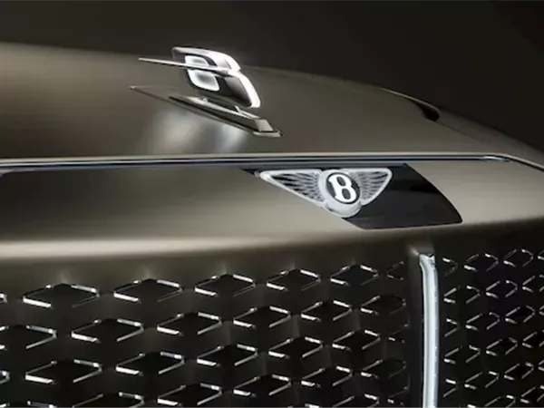 «بنتلي» تمضي نحو المستقبل الكهربائي.. أول سيارة كهربائية في 2027 رغم تباطؤ الصناعة
