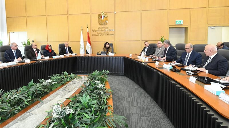 راندة المنشاوي وزيرة الإسكان