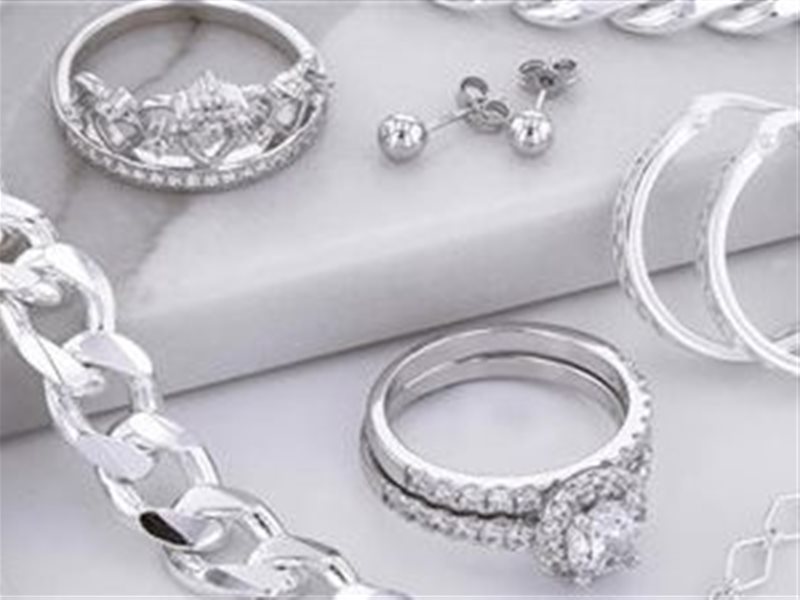 مشغولات فضية