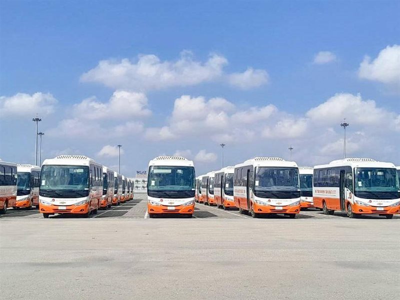 شحن حافلات مصنعة