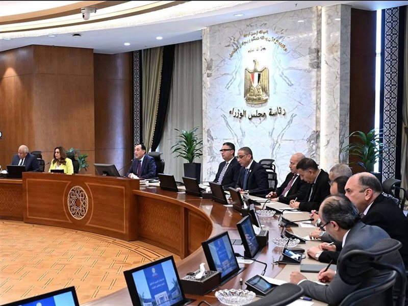 خلال الاجتماع