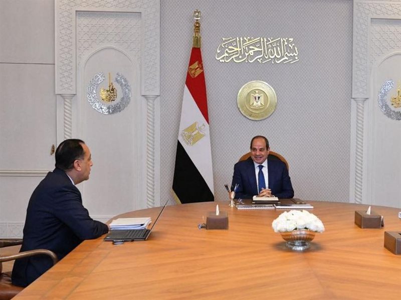 الرئيس السيسي مع