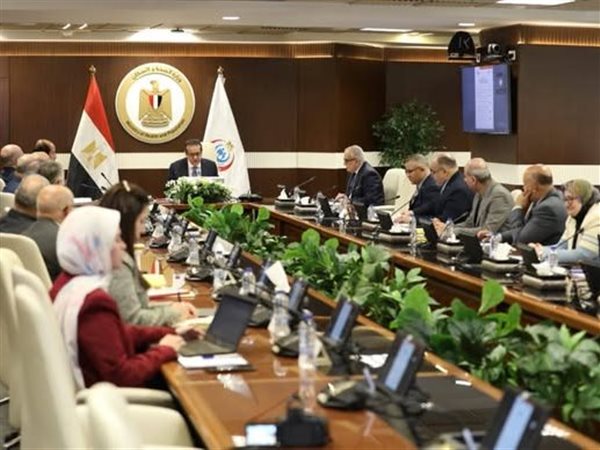 وزير الصحة يترأس اجتماع مجلس إدارة الهيئة العامة للتأمين الصحي ويناقش عدة ملفات هامة لتطوير المنظومة