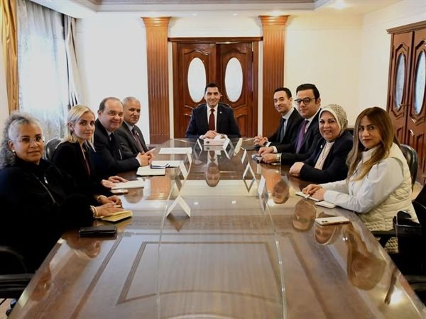 وزير الشباب والرياضة يلتقي الممثل الإقليمي لمنظمة الأغذية والزراعة (الفاو)