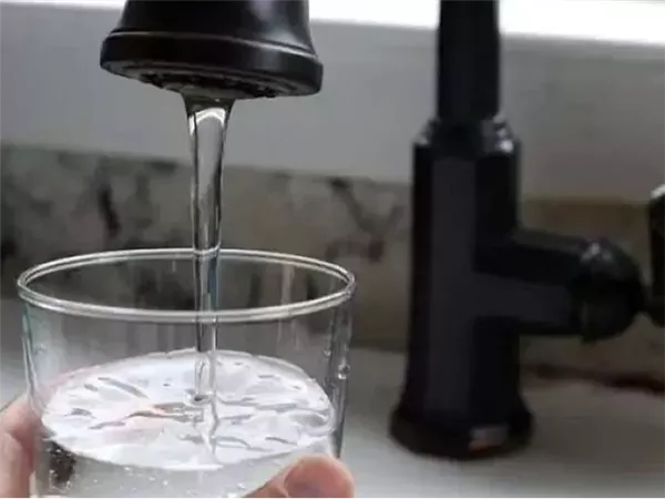 شركة مياه الشرب بالقاهرة تنفي شائعات تلوث المياه