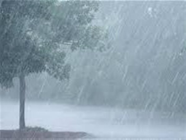 الأرصاد تدق ناقوس الخطر: أمطار رعدية ورياح قوية تضرب البلاد وذروتها خلال ساعات