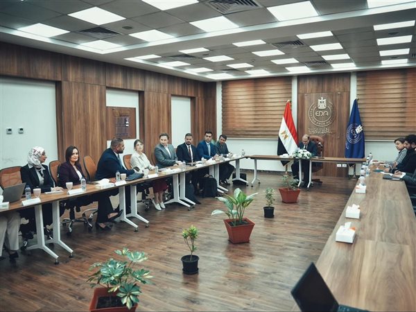 هيئة الدواء تبحث مع«إدواردز لايف ساينسز» و«كابيتال آيز» تعزيز التعاون في المستلزمات الطبية