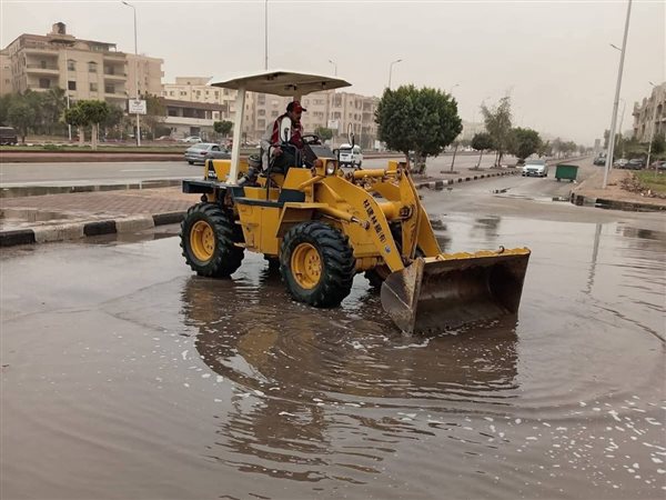 رئيس جهاز مدينة الشروق: استمرار العمل على مدار الساعة وانتشار مكثف لفرق الطوارئ لمواجهة آثار الأمطار