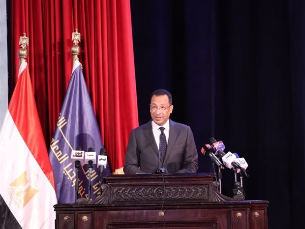 وزير الاتصالات: مصر تشغل المركز التاسع عالمياً في العمل الحر بعدد 850 ألف مهني مستقل.. وتخريج 156 ألفاً