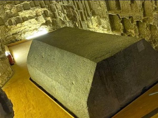  وزارة السياحة والآثار: استبعاد المتورطين من أماكن عملهم وإحالتهم للتحقيق