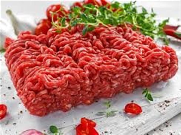 انخفاض ملحوظ في أسعار اللحوم بالأسواق والمنافذ الحكومية.. المفروم بكام؟