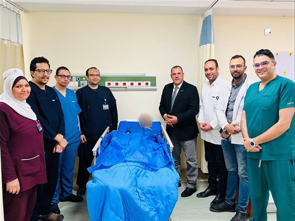 هيئة الرعاية الصحية تعلن نجاح جراحة معقدة لإنقاذ حياة مريض حرجة