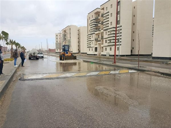 أجهزة المدن الجديدة تُكثف جهودها لمجابهة مياه الأمطار والتعامل مع موجة الطقس السيئ