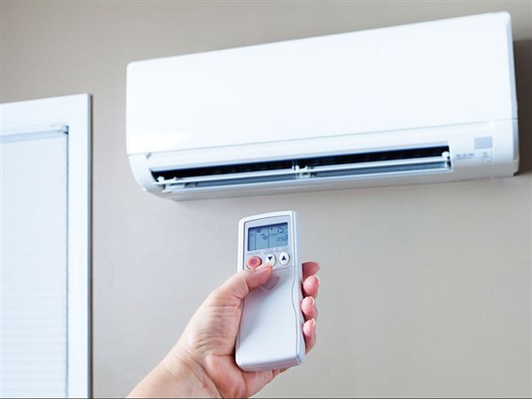 خبير طاقة يحذر من قيود صارمة على التكييف خلال الصيف الحار