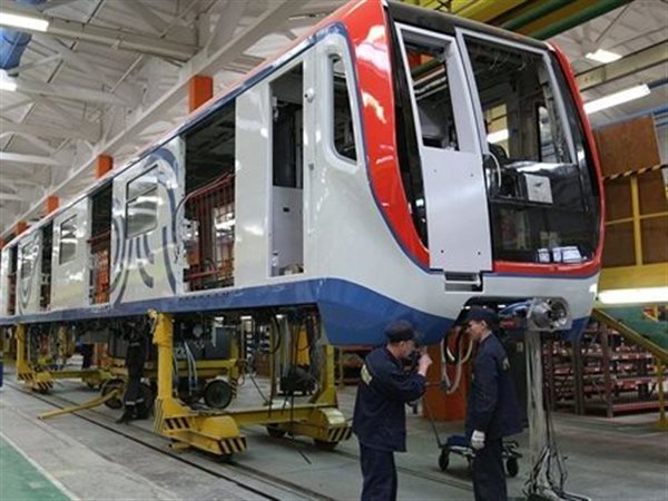 النقل تقترب من افتتاح مصنع «نيرك» بشرق بورسعيد