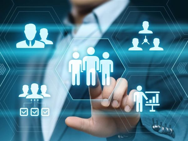 بعد إيرادات 120 مليون جنيه.. شركة متخصصة في خدمات التعهيد تفتتح الفرع الثالث بمصر خلال 2026