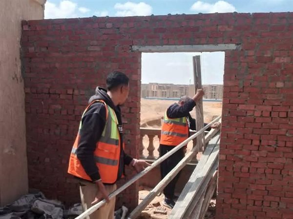 رئيس جهاز حدائق أكتوبر: لاتهاون مع المخالفين وإزالات فورية للمخالفات البنائية فى مهدها