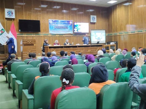 الزراعة تواصل دعم المزارعين بخطة بحثية وإرشادية شاملة