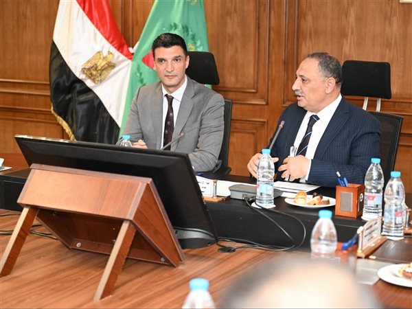 وزير الصناعة: حوكمة طرح الأراضي الصناعية والتحول الرقمي لتسريع جذب الاستثمارات