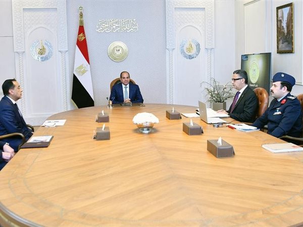 الرئيس السيسي يوجه باستخدام كافة آليات الدولة لضبط الأسواق وتفادي غلاء الأسعار