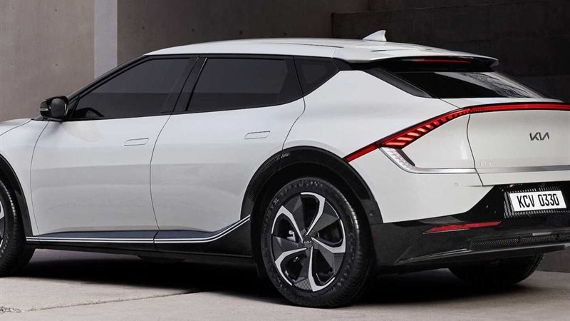 سيارات كيا الكهربائية والبنزين