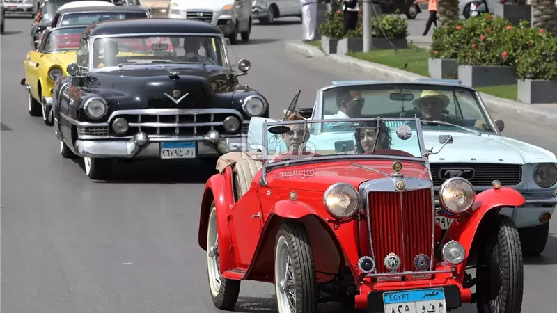 كرنفال السيارات الكلاسيكية بالقاهرة