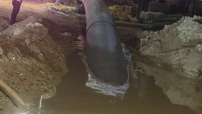 خط مياه شرب