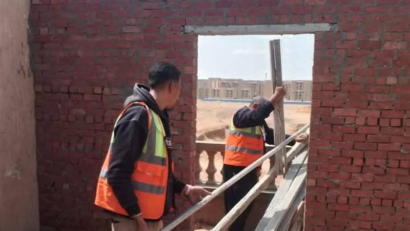 ازالة مخالفات البناء بمدينة حدائق أكتوبر 