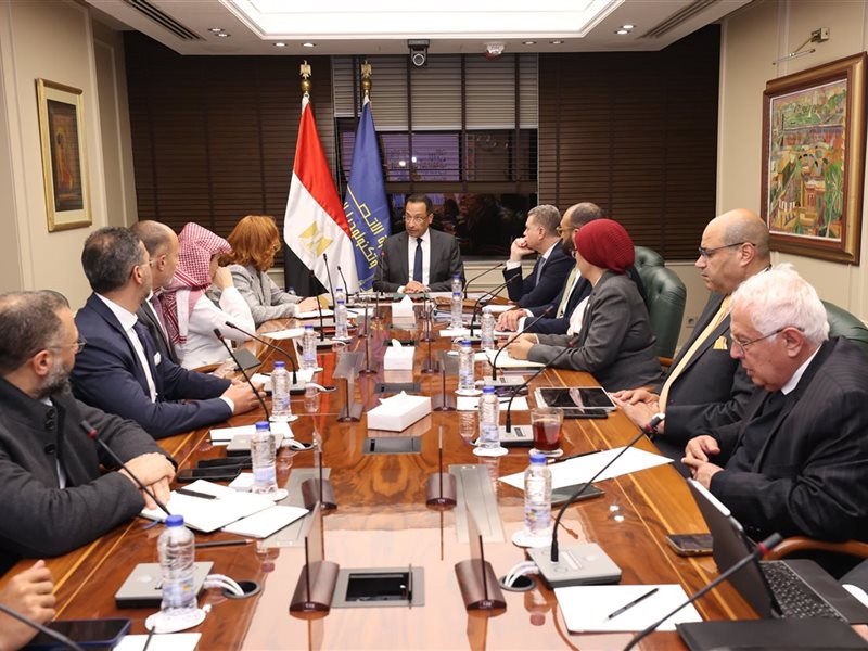 وزير الاتصالات