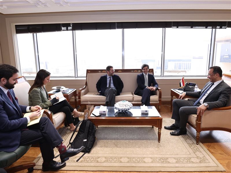 خلال اللقاء 