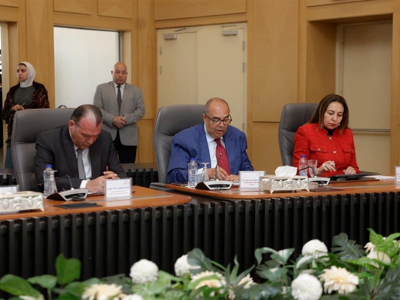 خلال اللقاء