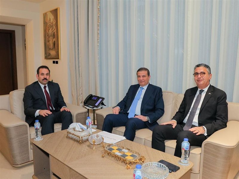 خلال اجتماع اليوم