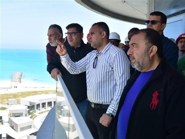 رئيس جهاز العلمين الجديدة يوجه بضغط معدلات التنفيذ لتسريع تسليم أبراج LD04