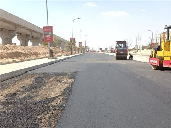 وزيرة الإسكان تتابع الموقف التنفيذي لمشروعات الطرق والمرافق بعدد من المدن الجديدة