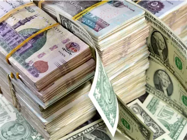 عودة الأموال الساخنة بـ2.7 مليار دولار تنعش سوق الدين المصري خلال أسبوع