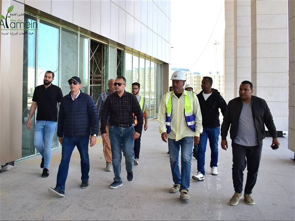 رئيس جهاز العلمين الجديدة يتابع تنفيذ أعمال مركز المؤتمرات والمعارض الدولي والمتحف بالمدينة التراثية
