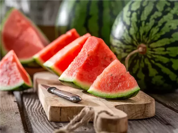 “البطيخة بـ200 جنيه”.. شعبة الخضروات تكشف الحقيقة وتؤكد: الأسعار ستنخفض قريبًا مع زيادة المعروض