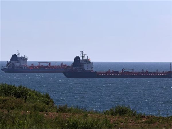 خبير طاقة: احتجاز النفط يضغط على الأسواق ويرفع الأسعار عالميًا