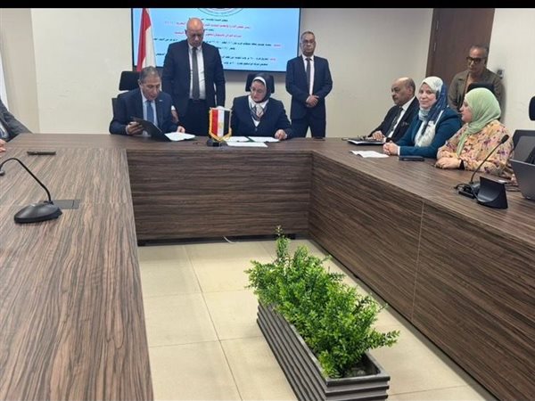 نقل الكهرباء توقع عقدًا لتوسعة محطة محولات غرب بكر لدعم استيعاب 2800 ميجاوات من طاقة الرياح