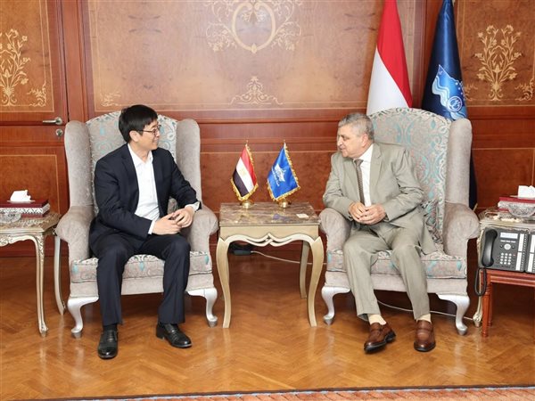 أسامة ربيع يبحث سبل التعاون المشترك مع شركة تيدا مصر للاستثمار