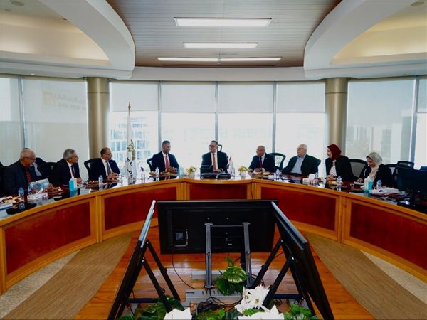 في أولى مهامه..رئيس البورصة يترأس لجنة قيد6 شركات جديدة ببرنامج الطروحات الحكومية