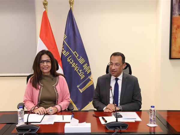 وزير الاتصالات: نعمل على تطوير منظومة الترجمة الآلية للكتب وإنتاج الكتب الصوتية بتقنيات الذكاء الاصطناعي