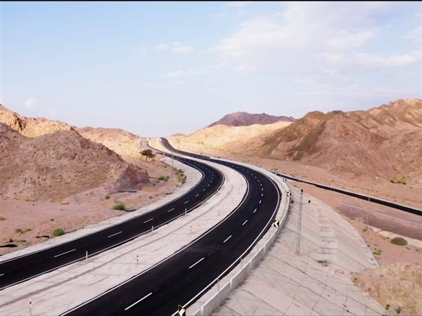 وزارة “النقل” تستعرض جهود المساهمة في تحقيق التنمية بسيناء الحبيبة