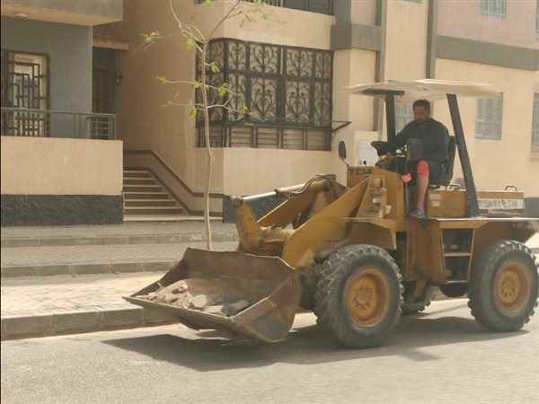 العبور الجديدة تتجمل.. حملات نظافة مكثفة ورش مبيدات في