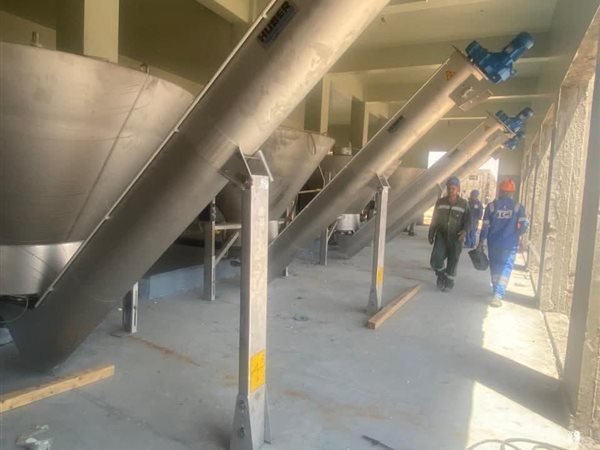 رئيس جهاز العاصمة الجديدة تتابع الموقف التنفيذى  لمشروع محطة معالجة مياه الصرف الصحي