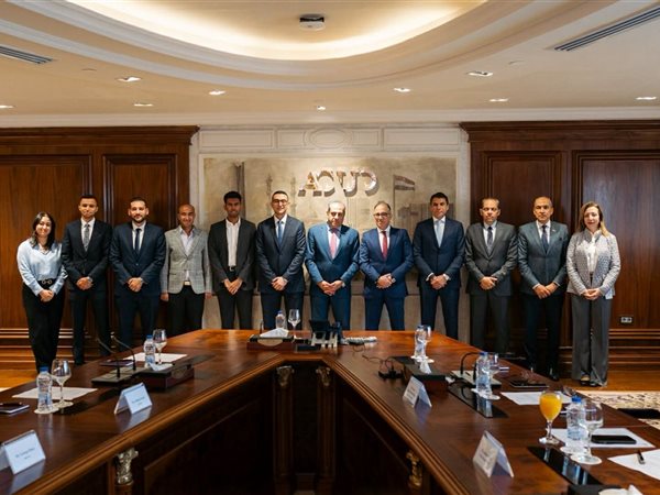 بحضور قيادات بارزة من القطاعين العام والخاص.. اللجنة التوجيهية لسيتي سكيب 2026 تناقش جدول أعمال القمة