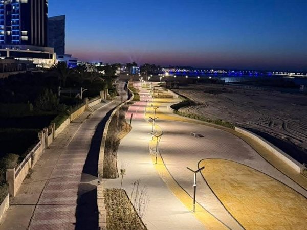 بطول 2750 متر.. تنفيذ أول ممشى ساحلي متكامل يربط مارينا 7 بمارينا 5
