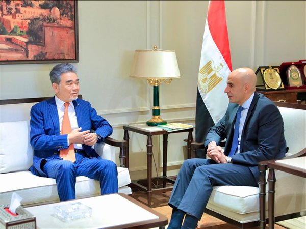 وزير “التعليم” ورئيس “جامعة هيروشيما” يبحثان آليات تعزيز التعاون لتنفيذ منهج 