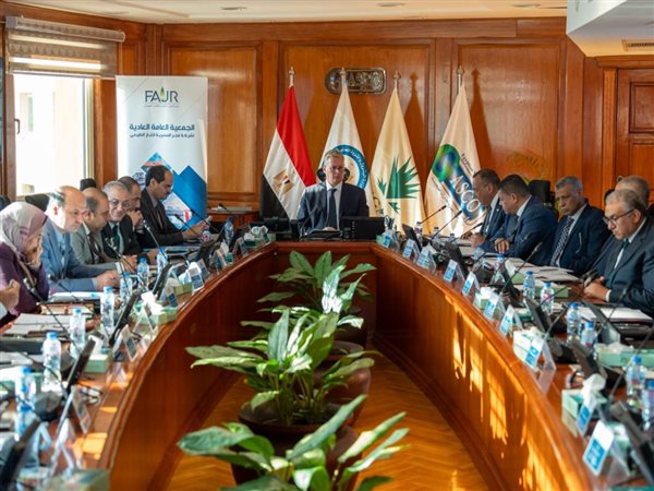 فجر المصرية للغاز توسّع استثماراتها في شحن السيارات والطاقة الخضراx